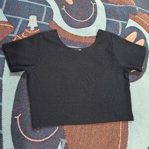 💥3/$25💥 COTTON ON CROPPED TEE-L